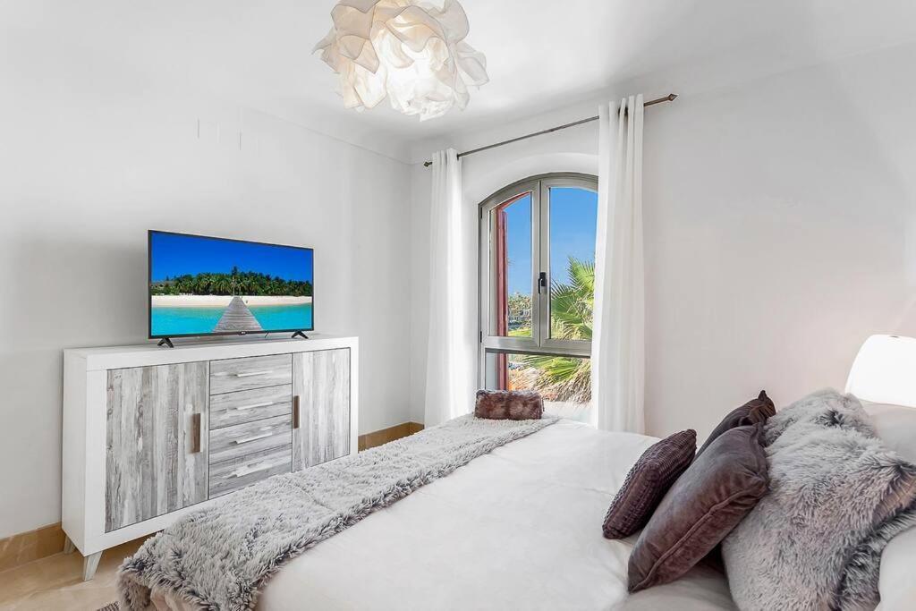 Yolo Spaces - Sotogrande Sea View Penthouse San Roque  Kültér fotó