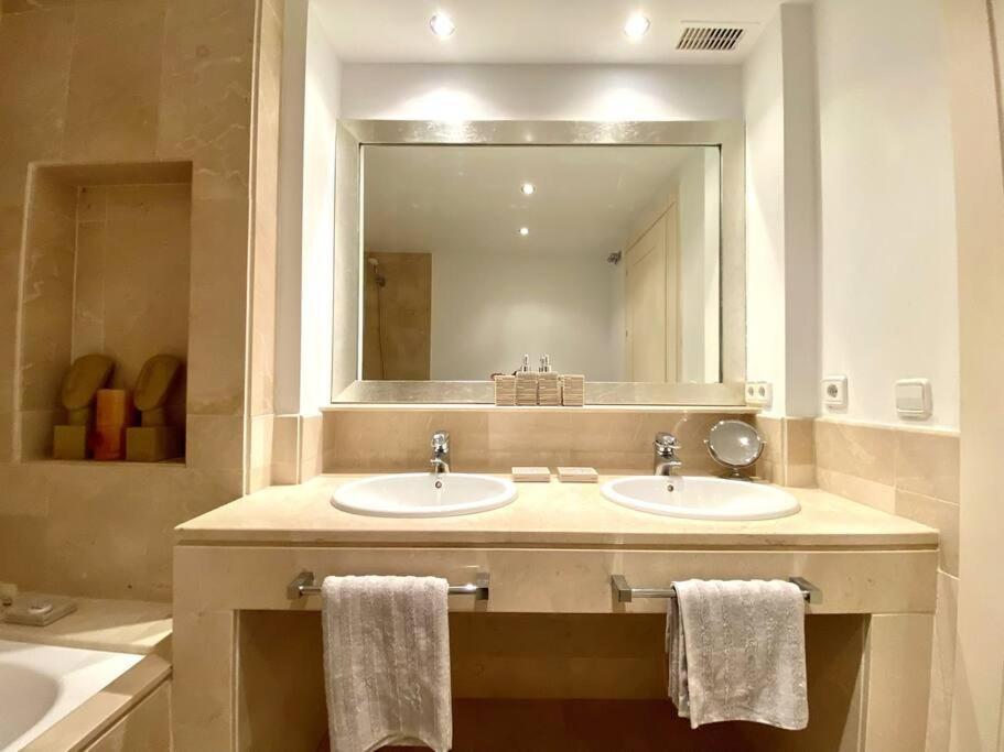 Yolo Spaces - Sotogrande Sea View Penthouse San Roque  Kültér fotó