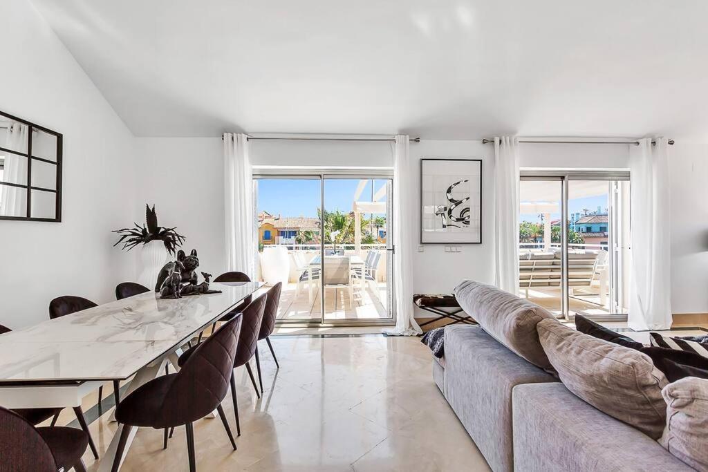 Yolo Spaces - Sotogrande Sea View Penthouse San Roque  Kültér fotó