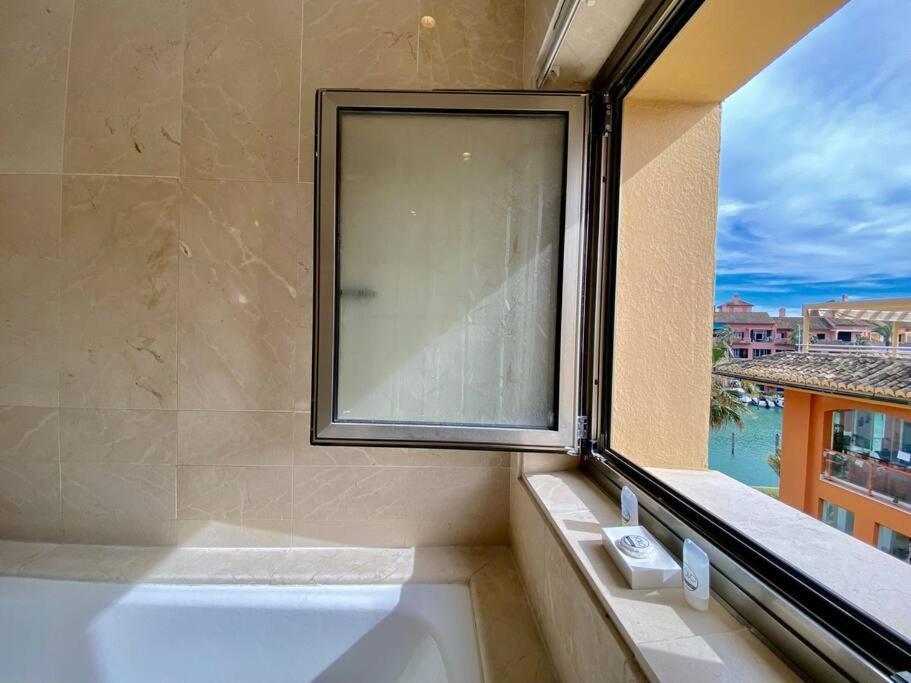 Yolo Spaces - Sotogrande Sea View Penthouse San Roque  Kültér fotó