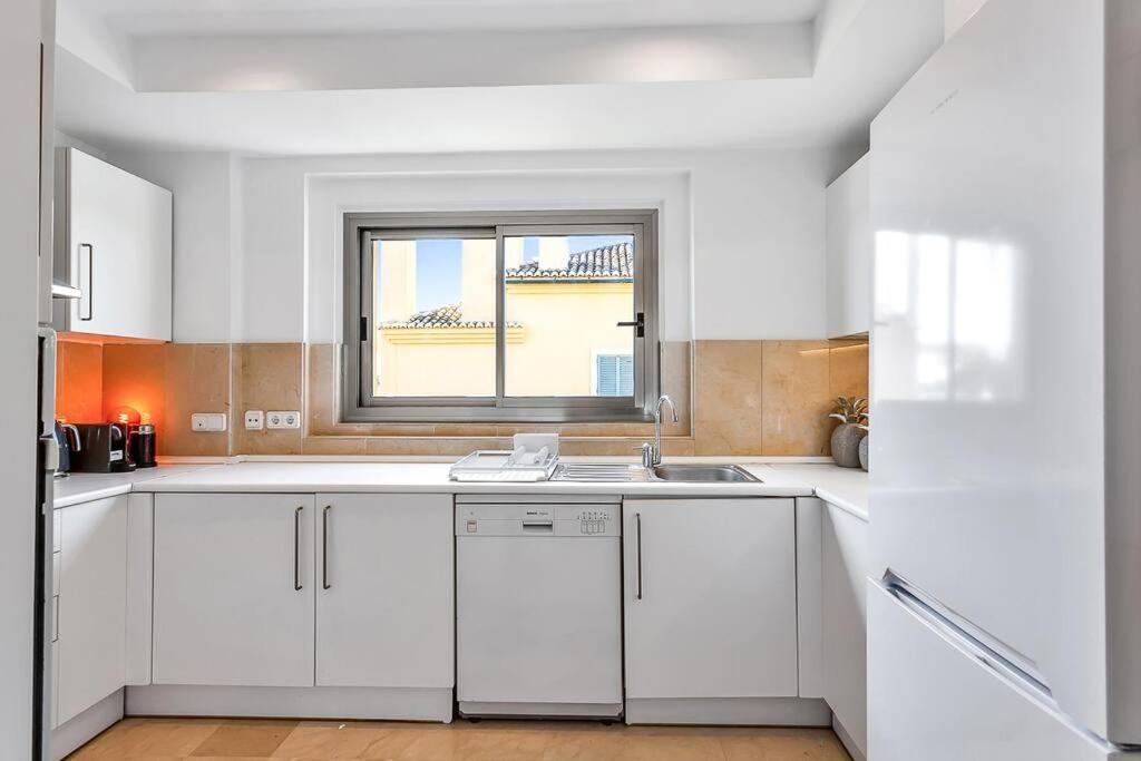 Yolo Spaces - Sotogrande Sea View Penthouse San Roque  Kültér fotó