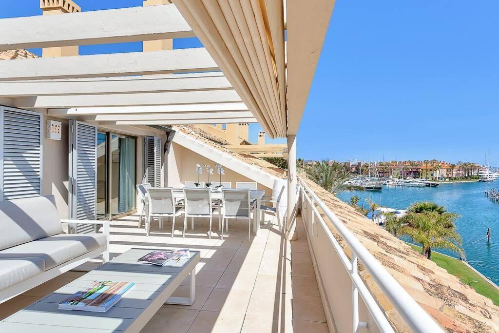 Yolo Spaces - Sotogrande Sea View Penthouse San Roque  Kültér fotó
