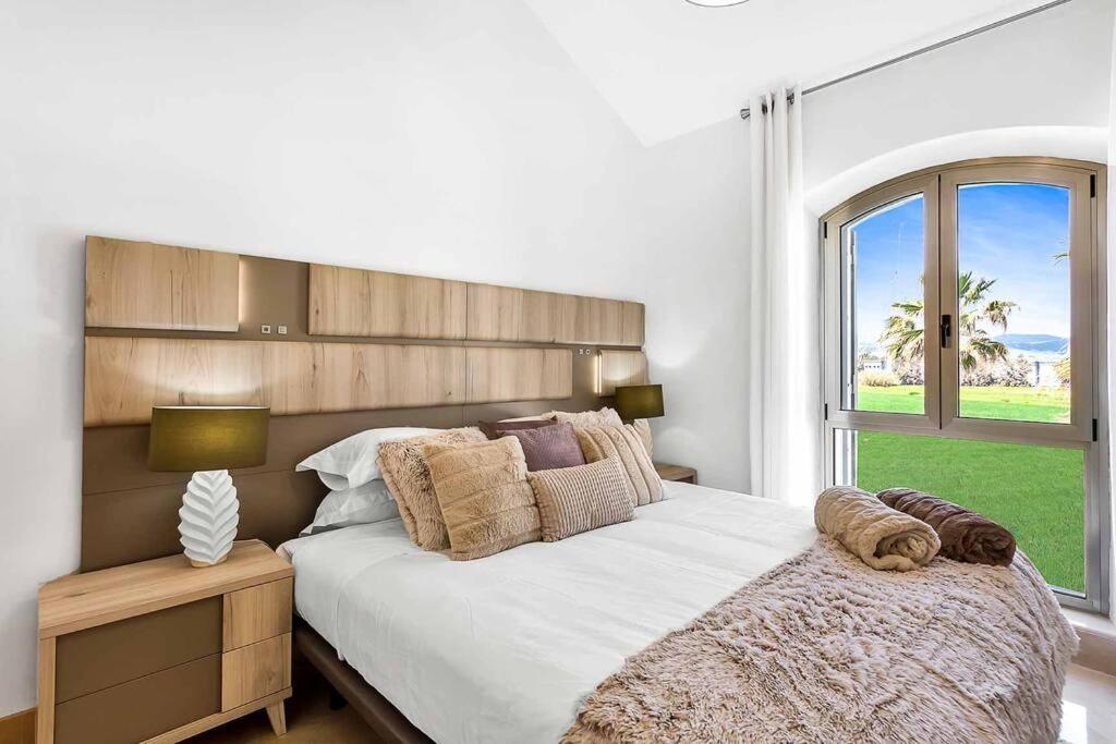 Yolo Spaces - Sotogrande Sea View Penthouse San Roque  Kültér fotó